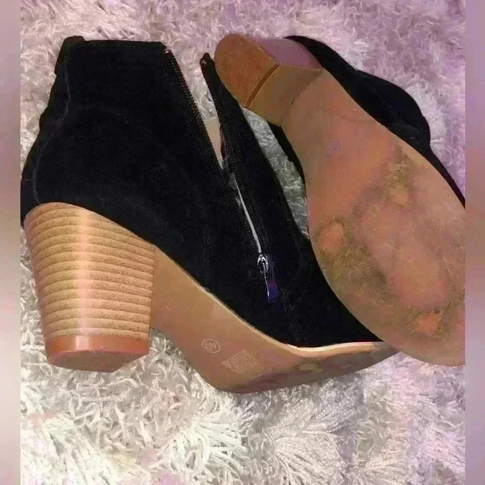 black velvet style boot with heel size 40 - Picture 9 of 10